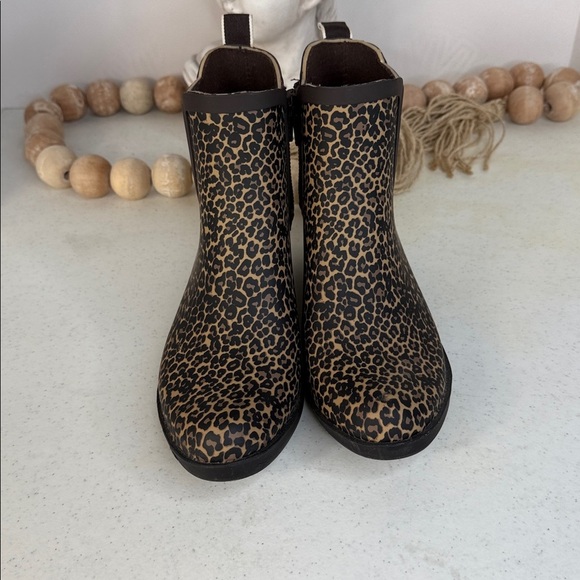 Lucky Brand Womens Leopard Basel Rainboot Bootie Sz 6 - Picture 4 of 9